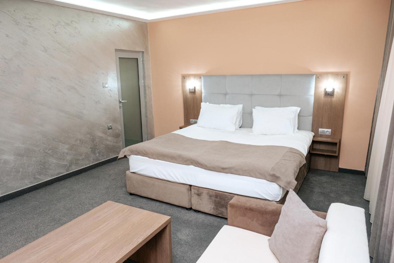 Hotel Tundzha - Renovated! Yambol Eksteriør bilde