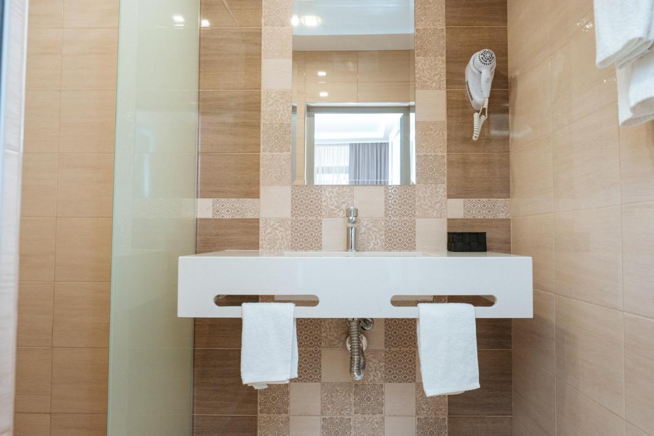 Hotel Tundzha - Renovated! Yambol Eksteriør bilde