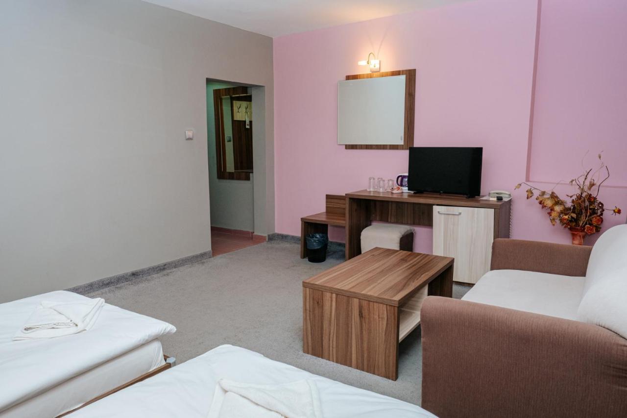 Hotel Tundzha - Renovated! Yambol Eksteriør bilde