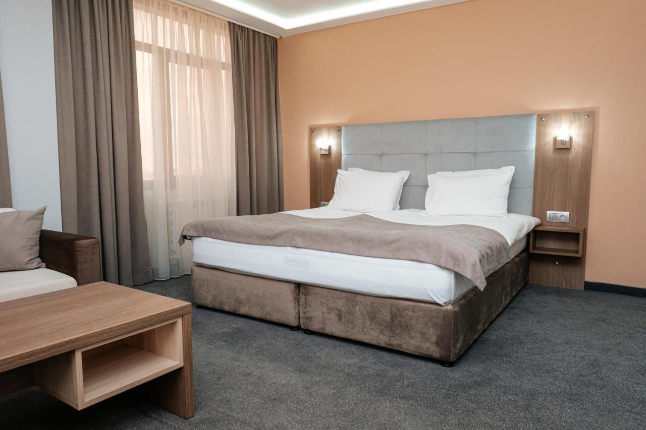 Hotel Tundzha - Renovated! Yambol Eksteriør bilde