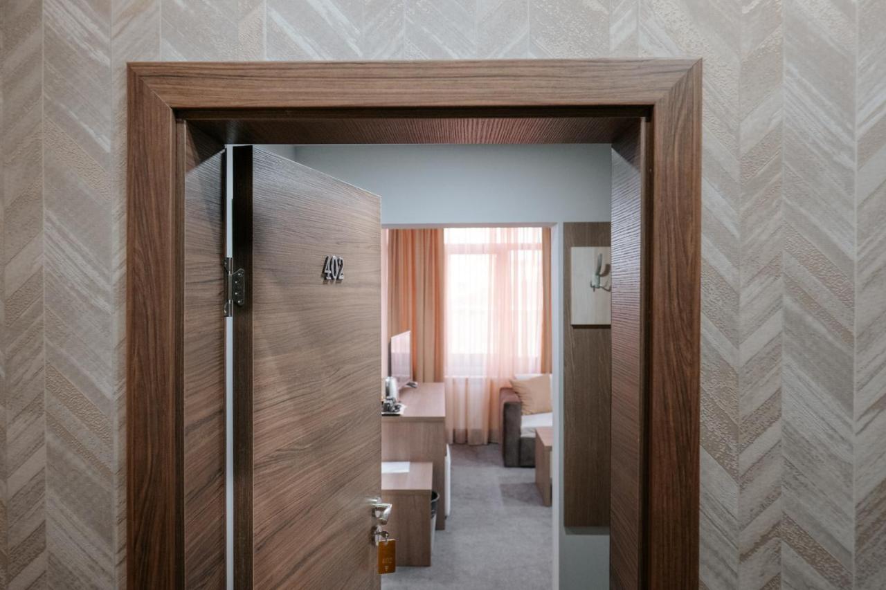 Hotel Tundzha - Renovated! Yambol Eksteriør bilde