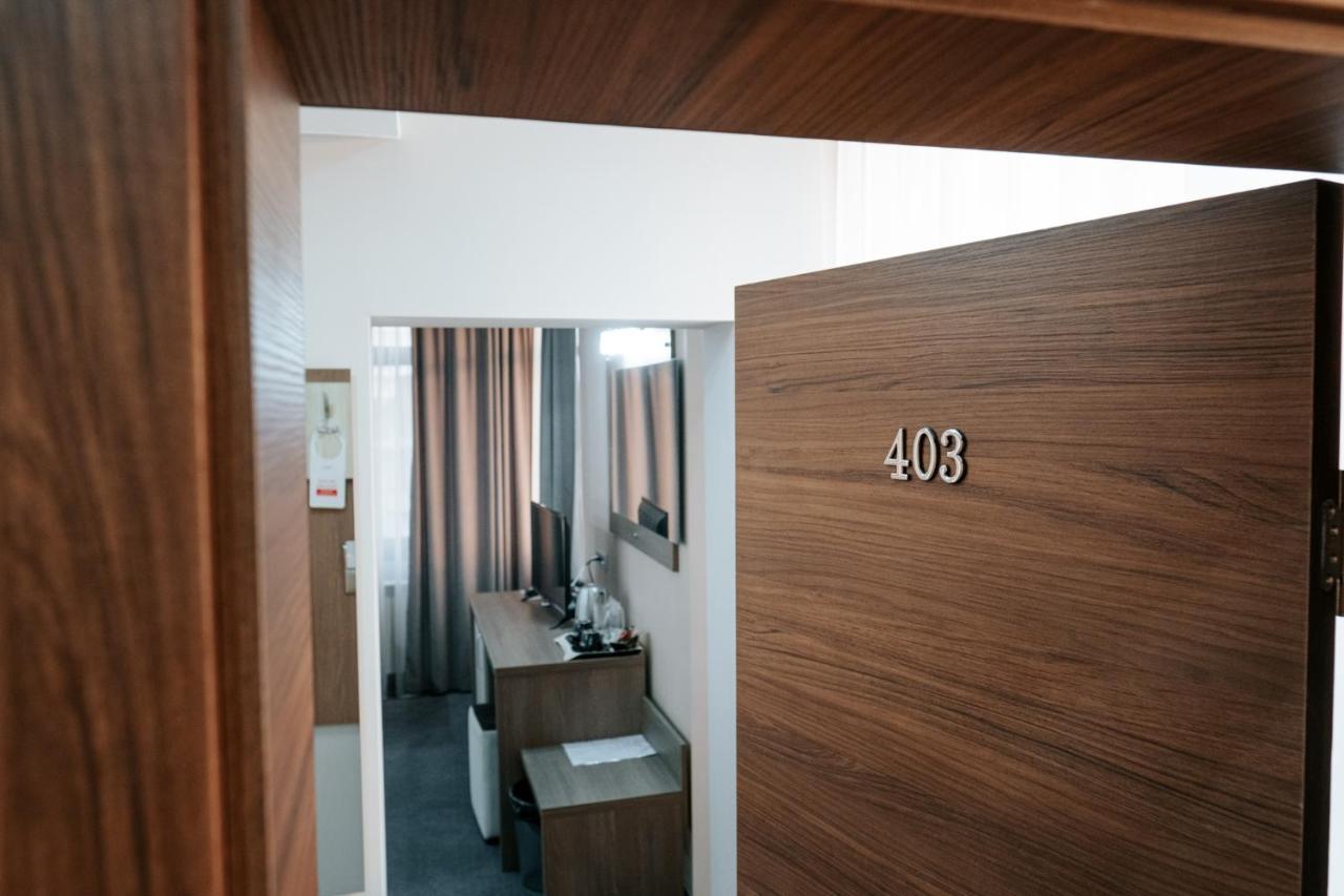 Hotel Tundzha - Renovated! Yambol Eksteriør bilde